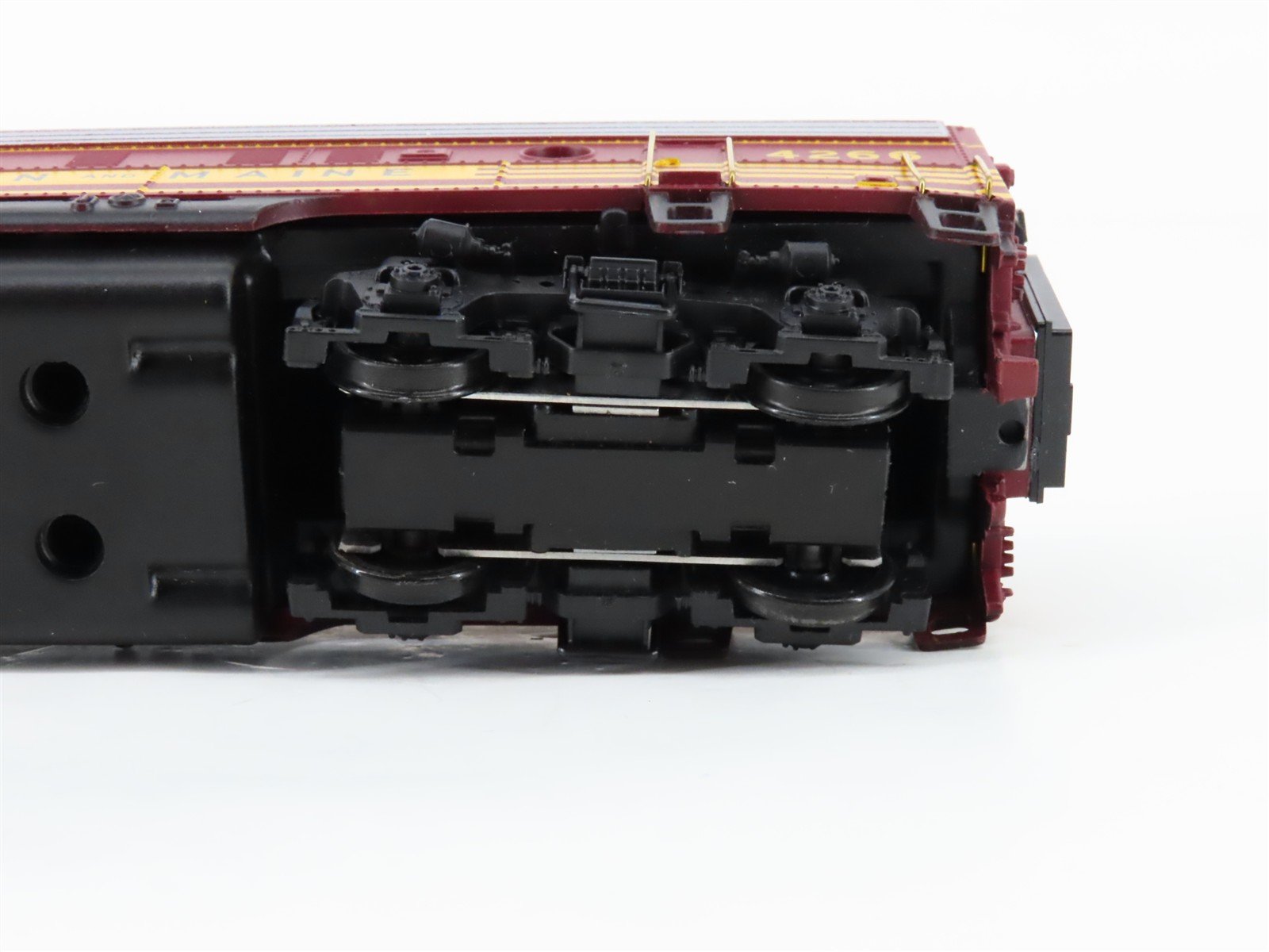 HO Scale Athearn SE 2209 B&M Boston & Maine EMD F7A/A Diesel Locomotive Set
