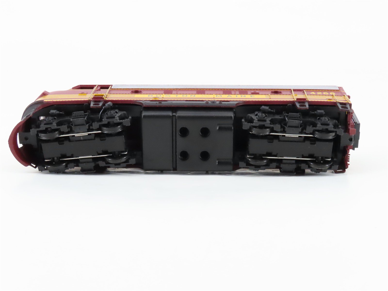 HO Scale Athearn SE 2209 B&M Boston & Maine EMD F7A/A Diesel Locomotive Set