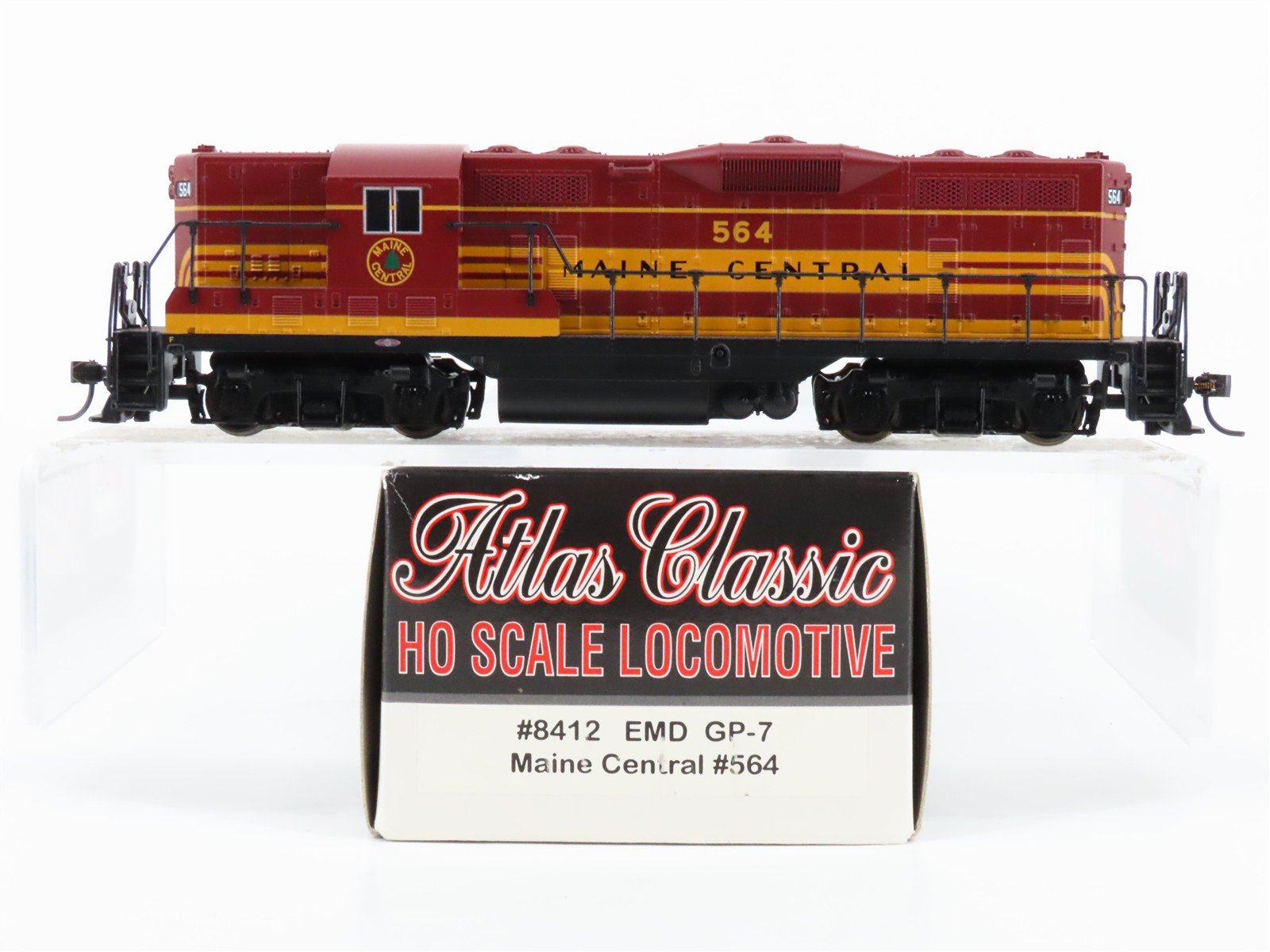 HO Scale Atlas Classic 8412 MEC Maine Central EMD GP7 Diesel #564 - DCC Ready