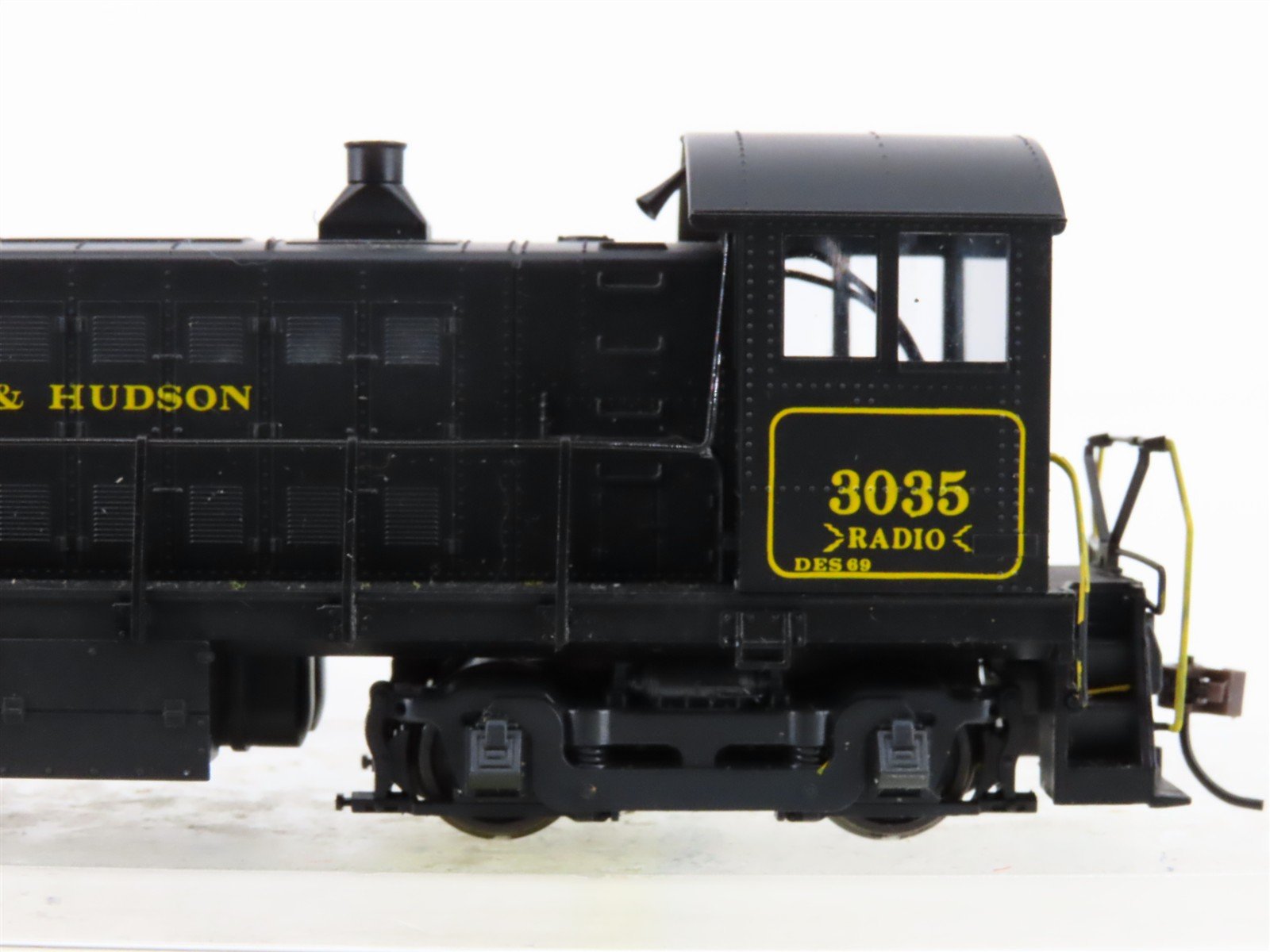 HO Scale Atlas 8273 D&H Delaware & Hudson ALCO S-4 Diesel Switcher #3035