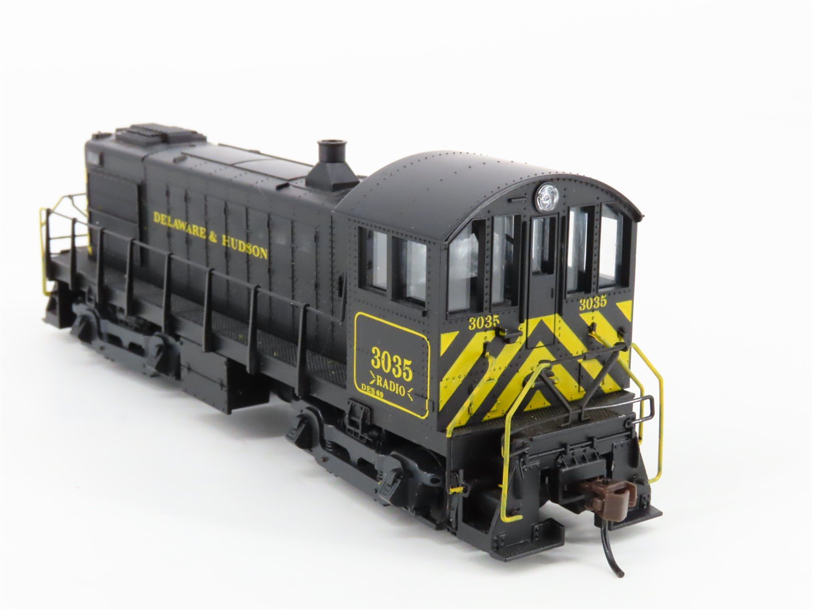HO Scale Atlas 8273 D&H Delaware & Hudson ALCO S-4 Diesel Switcher #3035