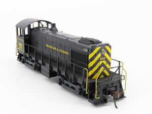 HO Scale Atlas 8273 D&H Delaware & Hudson ALCO S-4 Diesel Switcher #3035