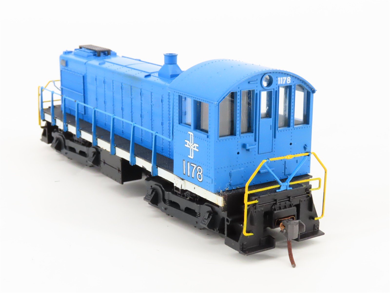 HO Scale Atlas 8270 B&M Boston & Maine ALCO S-4 Diesel Switcher #1178 - Custom