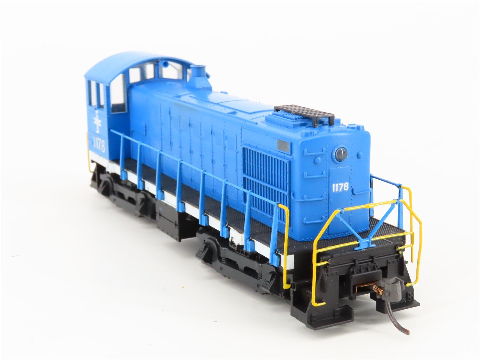 HO Scale Atlas 8270 B&M Boston & Maine ALCO S-4 Diesel Switcher #1178 - Custom