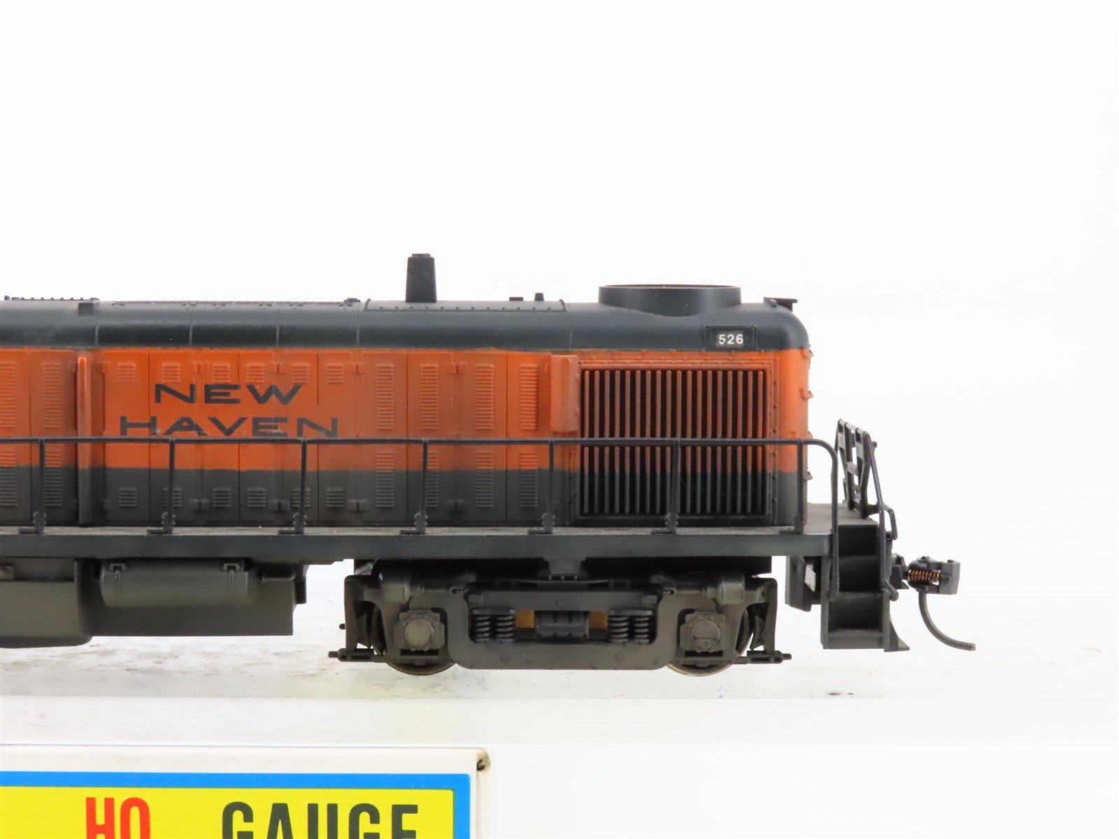 HO Scale Atlas/KATO 8150 NH New Haven ALCO RS-3 Diesel #526 - Custom & Weathered