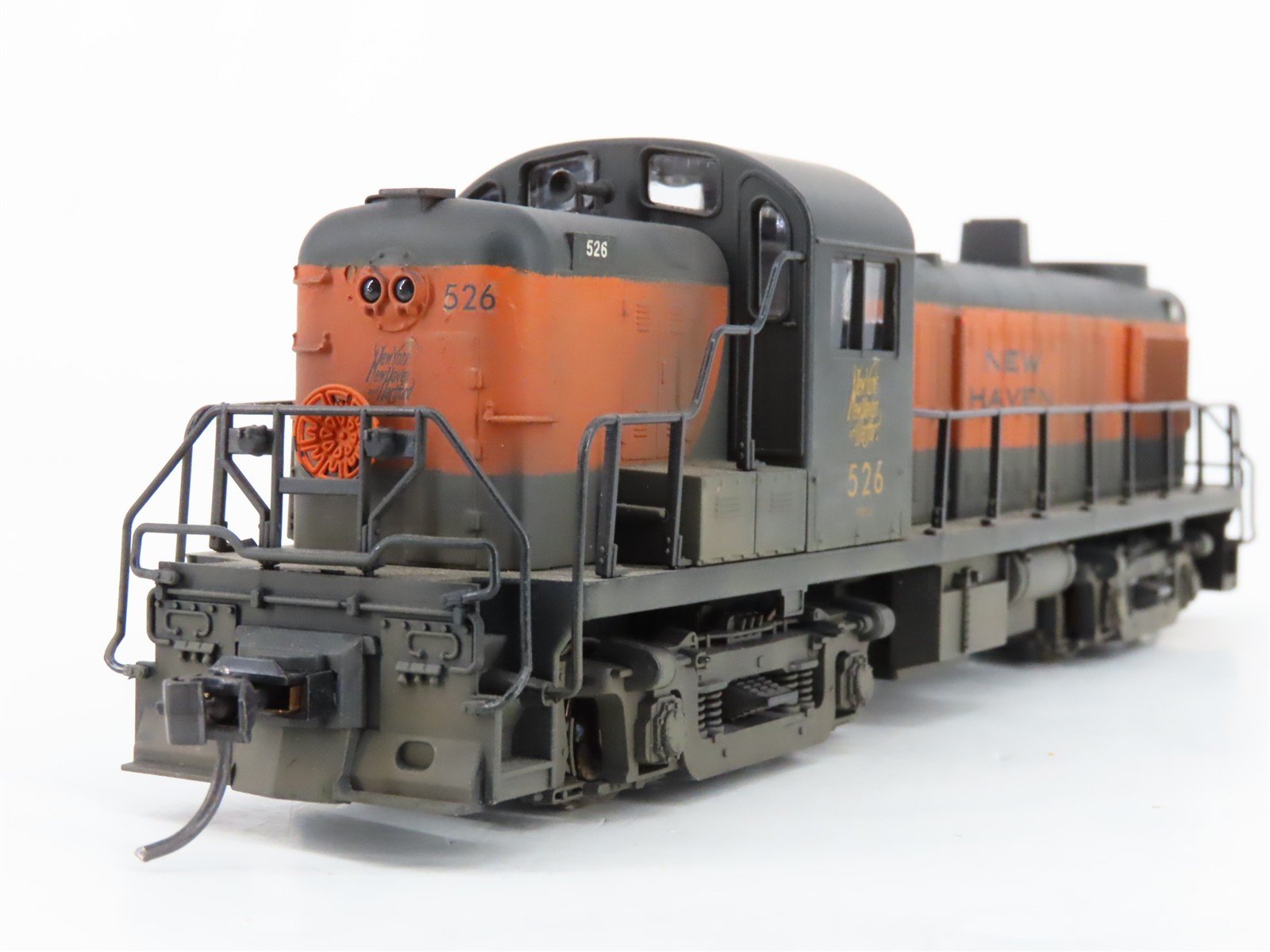 HO Scale Atlas/KATO 8150 NH New Haven ALCO RS-3 Diesel #526 - Custom & Weathered