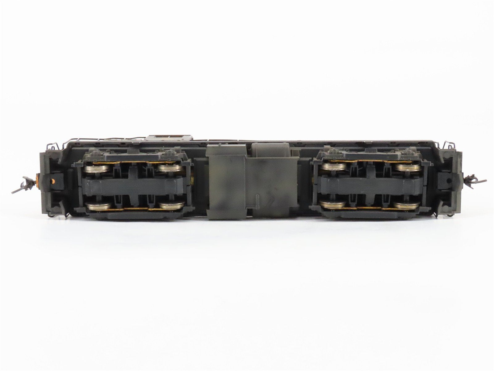 HO Scale Atlas/KATO 8150 NH New Haven ALCO RS-3 Diesel #526 - Custom & Weathered