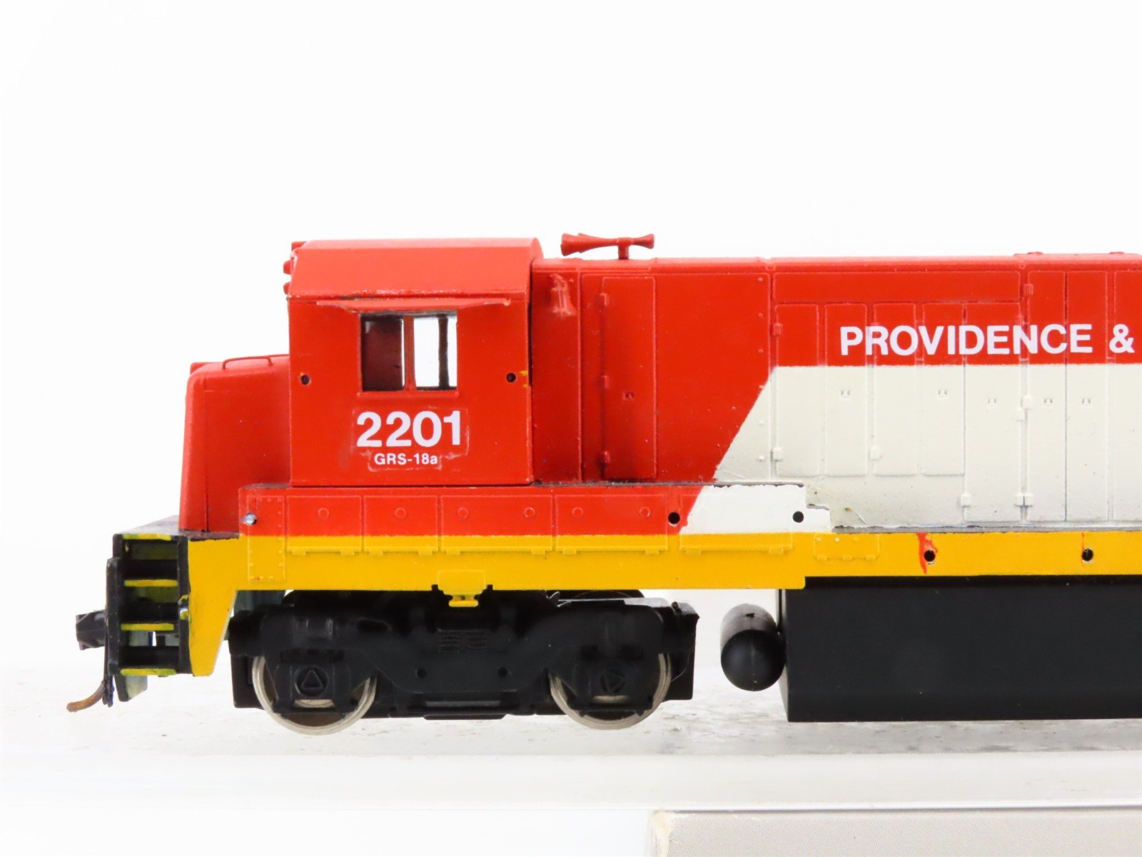 HO Bachmann Plus 31107 PW Providence & Worcester GE B23-7 Diesel #2201 - Custom