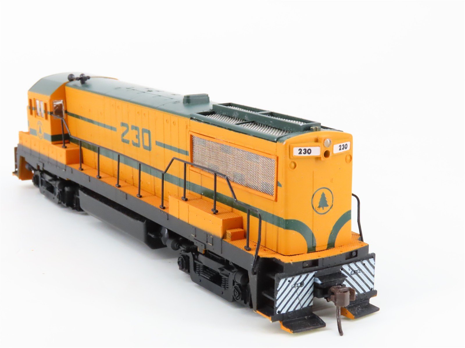 HO Scale Stewart/KATO MEC Maine Central 