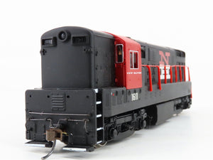 HO Bachmann Spectrum 81215 NH New Haven FM H16-44 Baby Trainmaster Diesel #1604