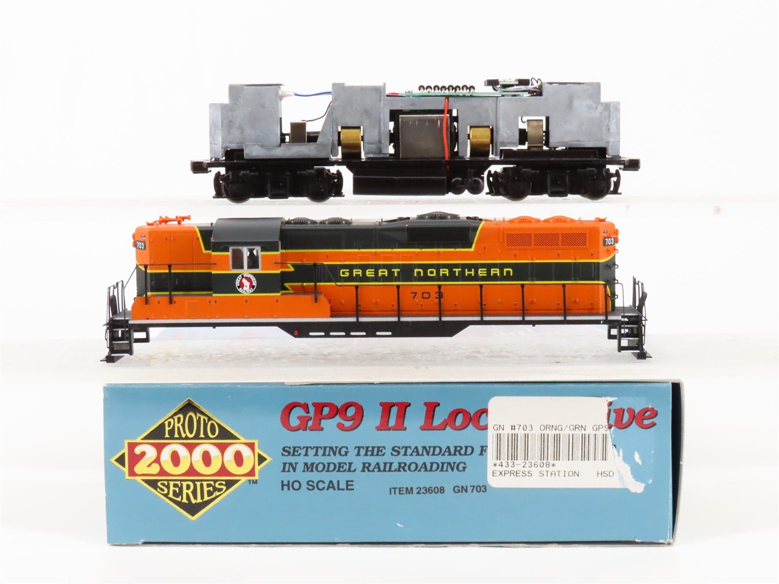 HO Scale Proto 2000 23608 GN Great Northern EMD GP9 Diesel #703 - BAD GEARS