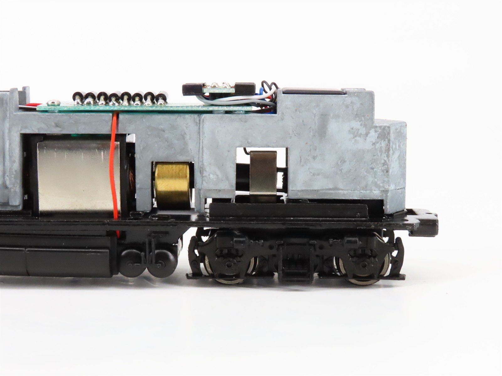 HO Scale Proto 2000 23608 GN Great Northern EMD GP9 Diesel #703 - BAD GEARS