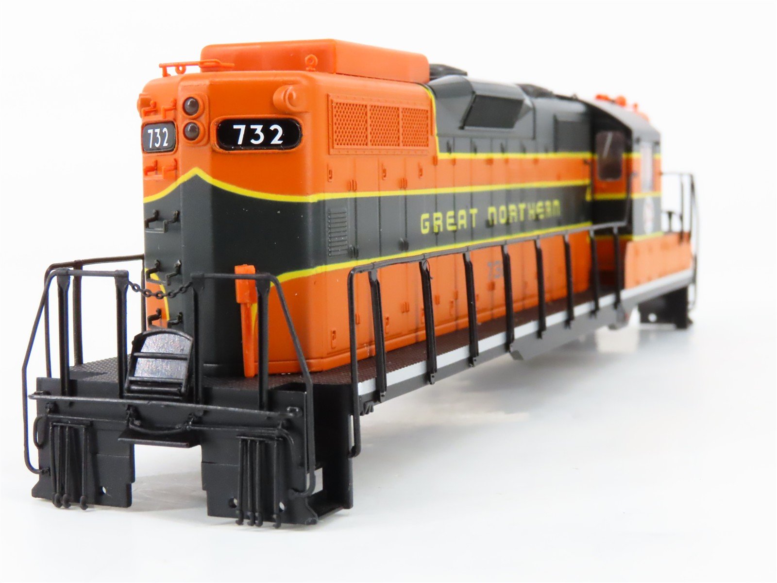 HO Scale Proto 2000 21695 GN Great Northern EMD GP9 Diesel #732 - BAD GEARS