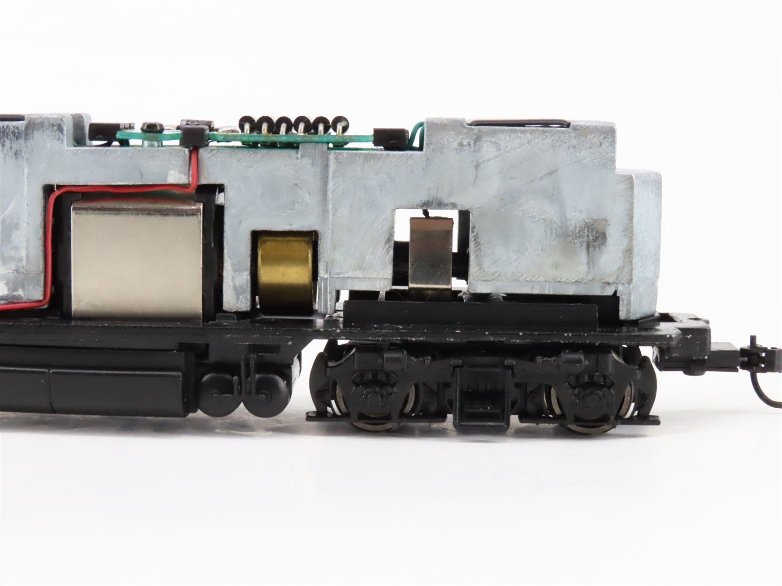 HO Scale Proto 2000 21695 GN Great Northern EMD GP9 Diesel #732 - BAD GEARS