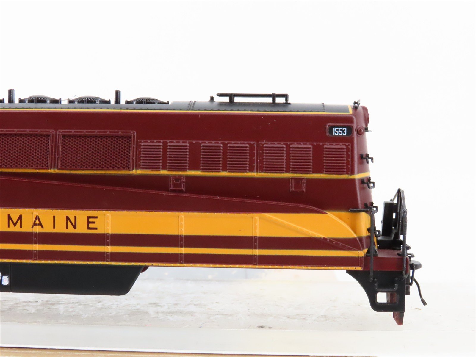 HO Scale Proto 2000 8354 B&M Boston & Maine EMD BL2 Diesel #1553 - BAD GEARS