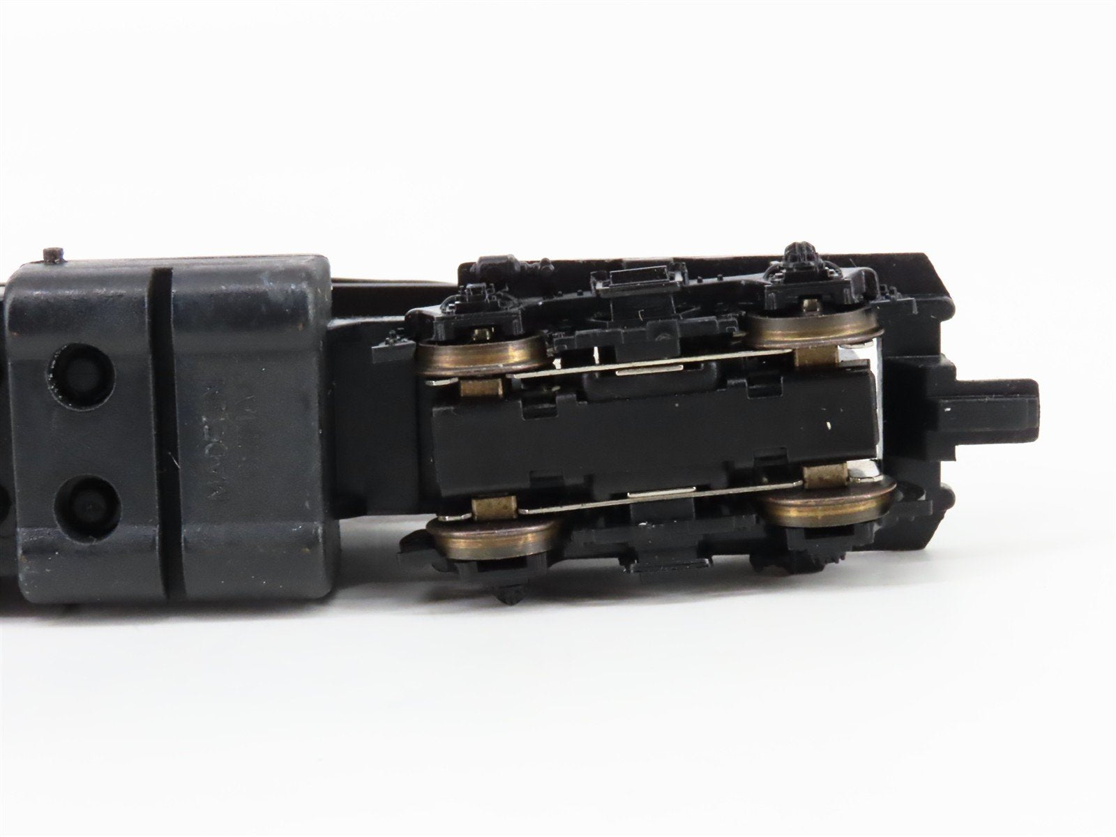 HO Scale Proto 2000 8354 B&M Boston & Maine EMD BL2 Diesel #1553 - BAD GEARS