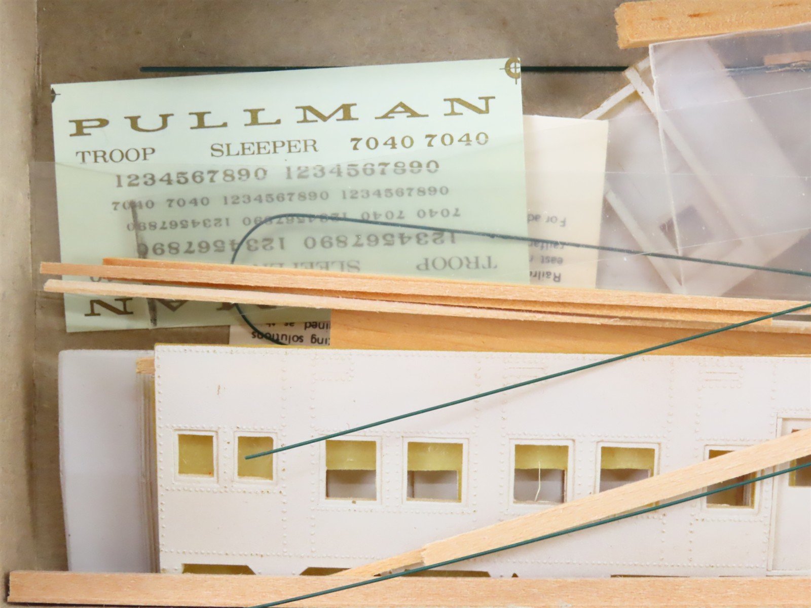 HO Scale Roller Bearing Models RBM Kit 627-500 Pullman Troop Sleeper Passenger