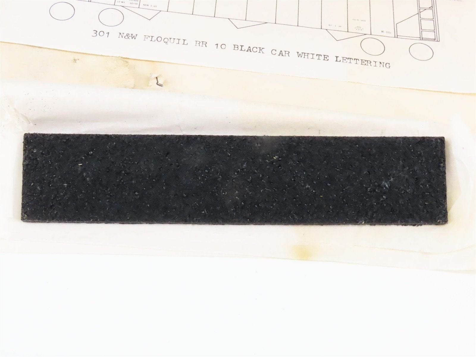 HO Roller Bearing Models RBM Kit 627-301 N&W Norfolk & Western Hopper #131408