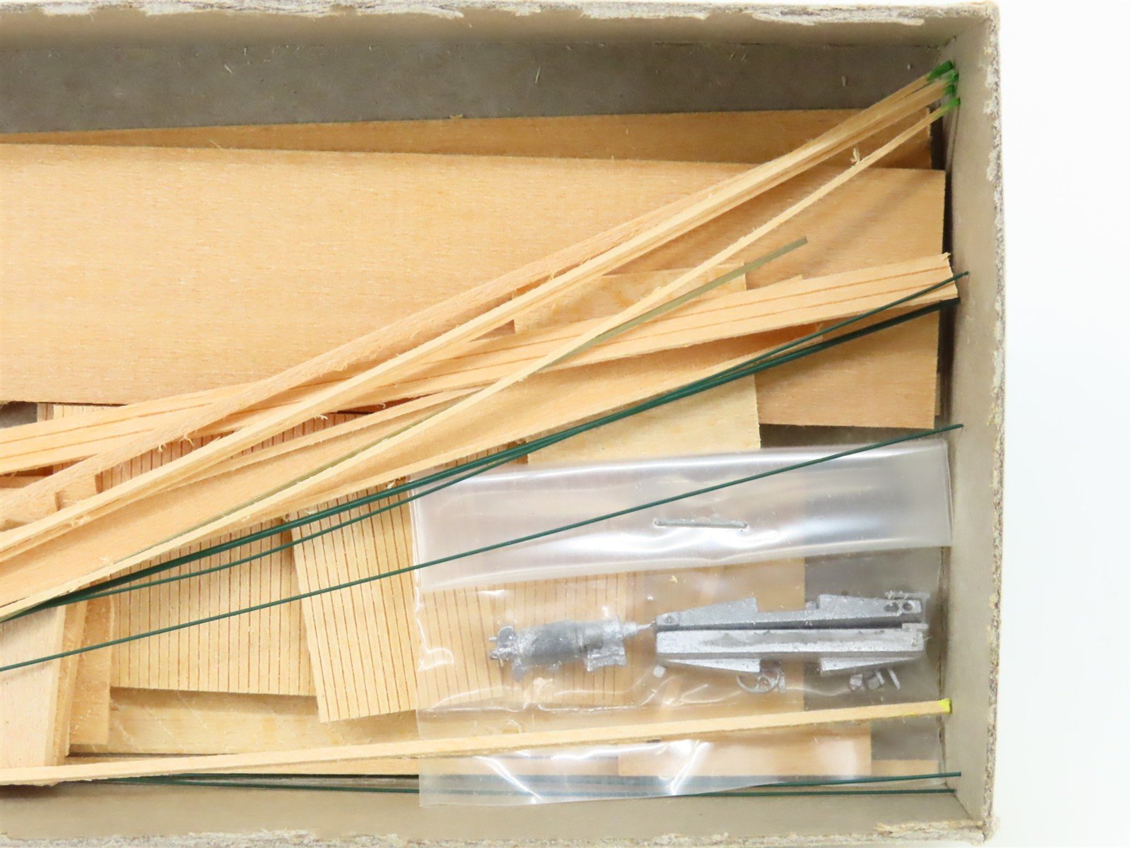 HOn3 Scale Quality Craft Models Kit 324 East Broad Top Single Door Box Car #170