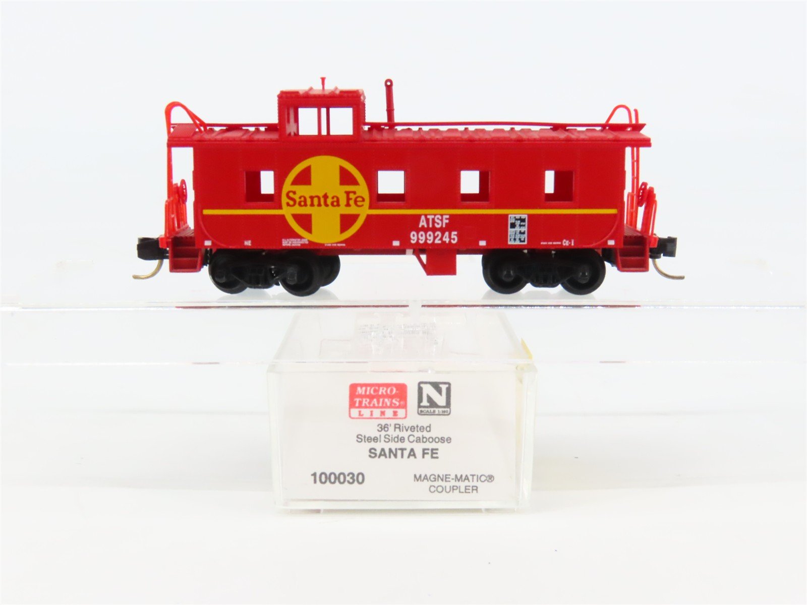 N Micro-Trains MTL 100030 ATSF Santa Fe 36' Offset Cupola Steel Caboose #999245