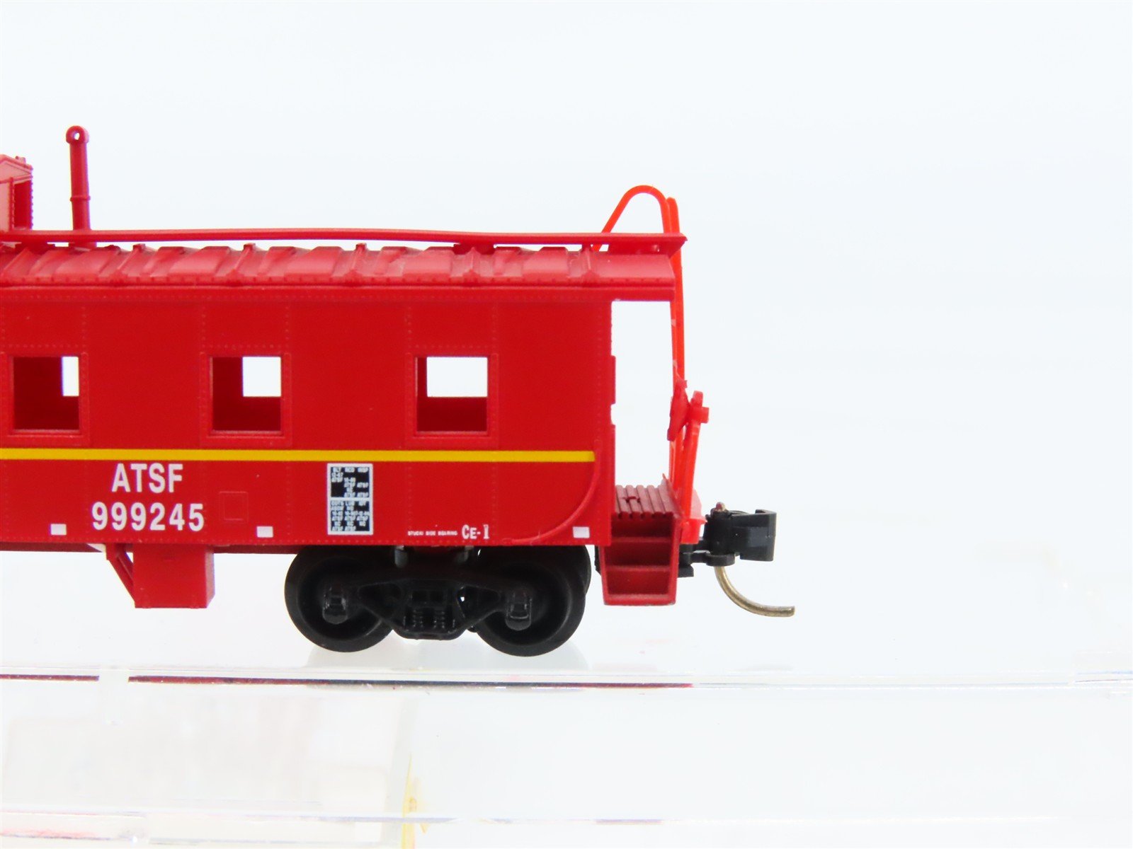N Micro-Trains MTL 100030 ATSF Santa Fe 36' Offset Cupola Steel Caboose #999245