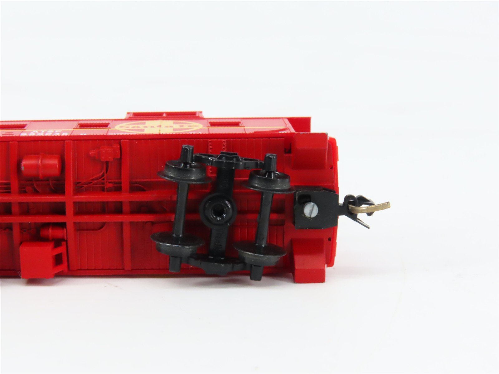 N Micro-Trains MTL 100030 ATSF Santa Fe 36' Offset Cupola Steel Caboose #999245