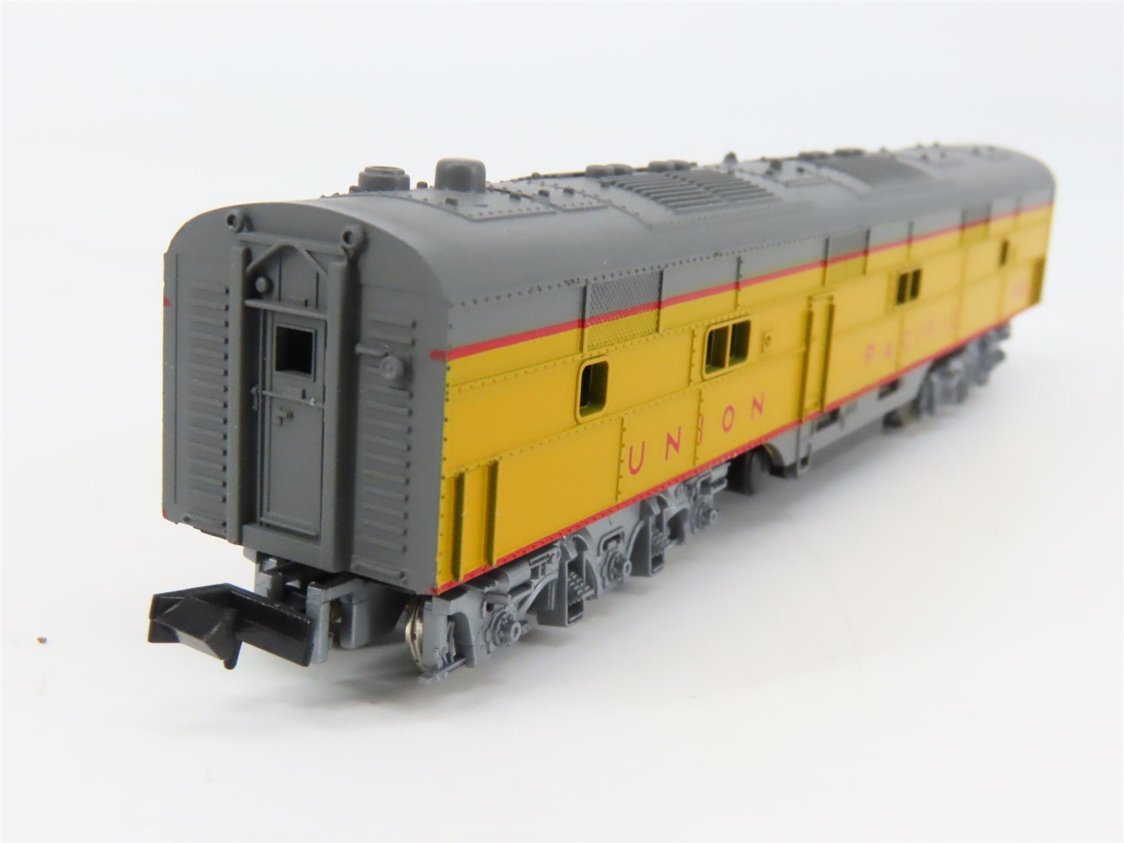 N Scale Con-Cor 0001-2828/2868 UP Union Pacific EMD E7A/B Diesel Set #927/908