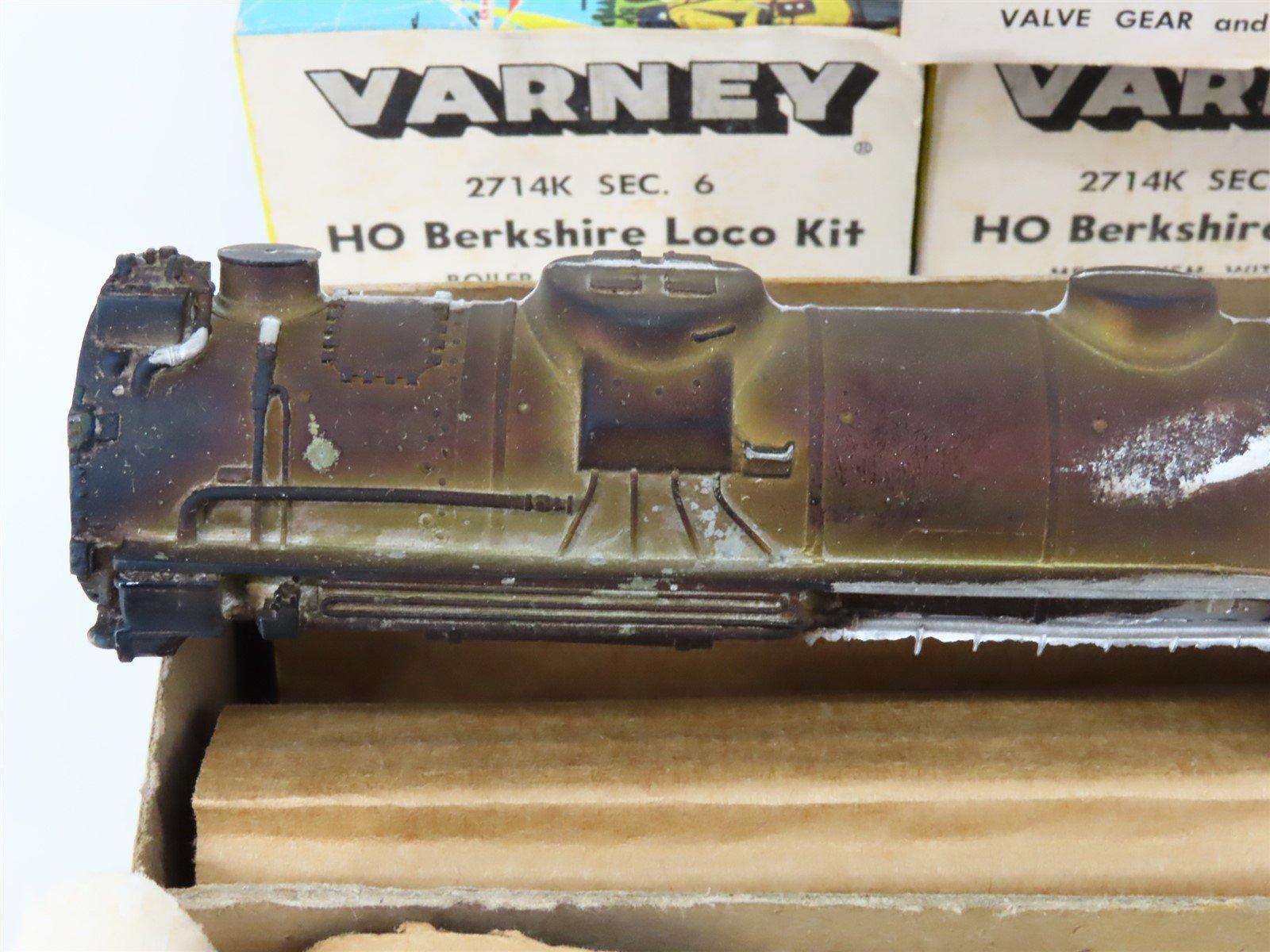 HO Scale Varney Kit #2714-K Undecorated 2-8-4 Berkshire Steam Locomotive