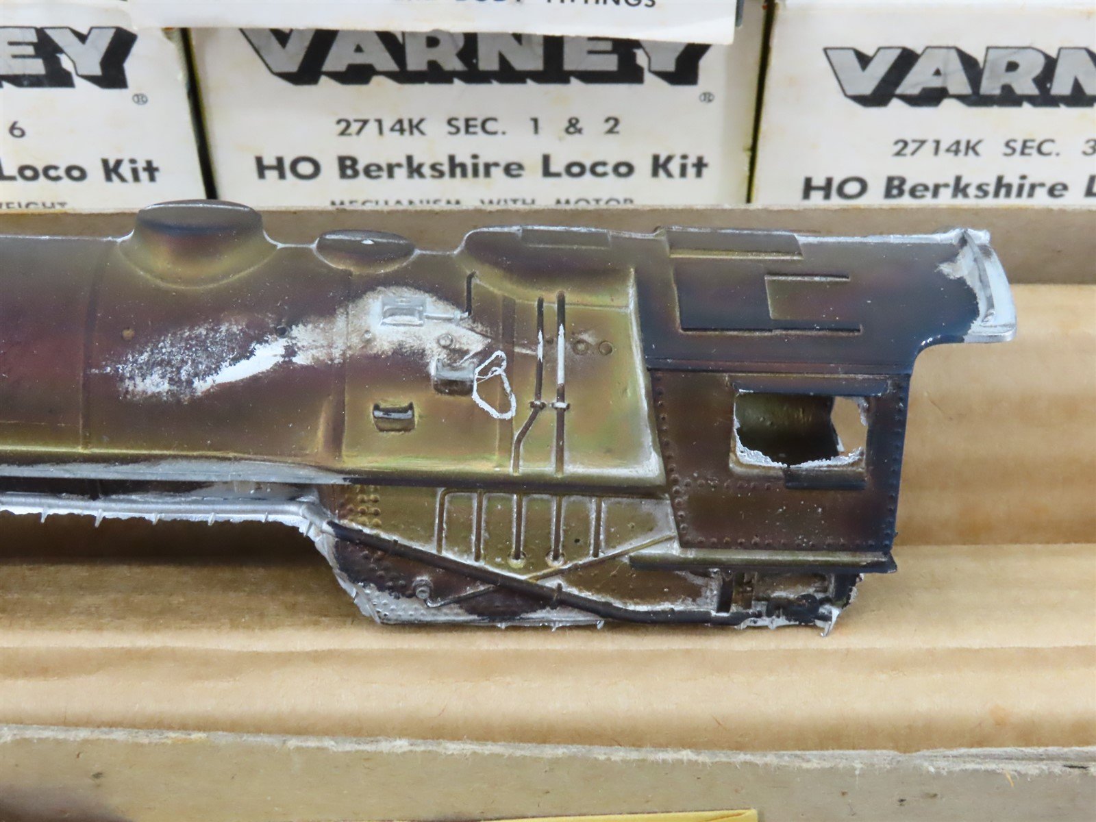 HO Scale Varney Kit #2714-K Undecorated 2-8-4 Berkshire Steam Locomotive