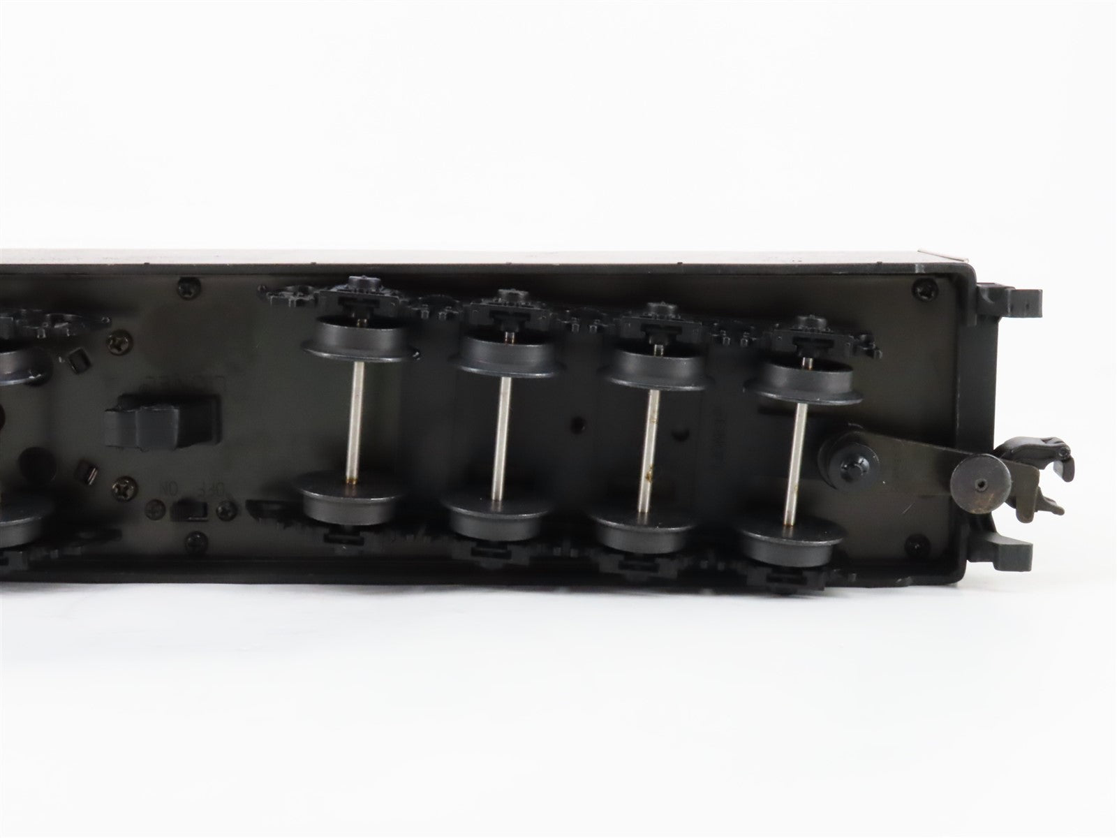 O Gauge 3-Rail Lionel 6-18010 PRR Pennsylvania 6-8-6 Steam Locomotive #6200