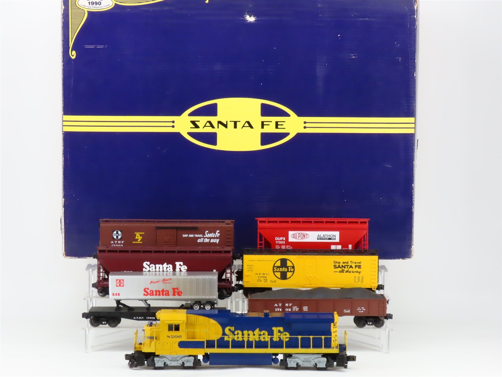 O Gauge 3-Rail Lionel 6-11713 ATSF Santa Fe B40-8 Diesel Freight Set