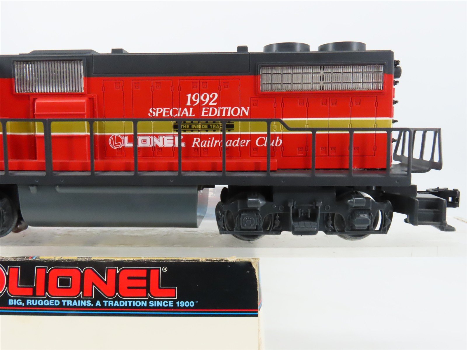 O27 Gauge 3-Rail Lionel 6-18818 LRRC Railroad Club 1992 GP38 Diesel Locomotive