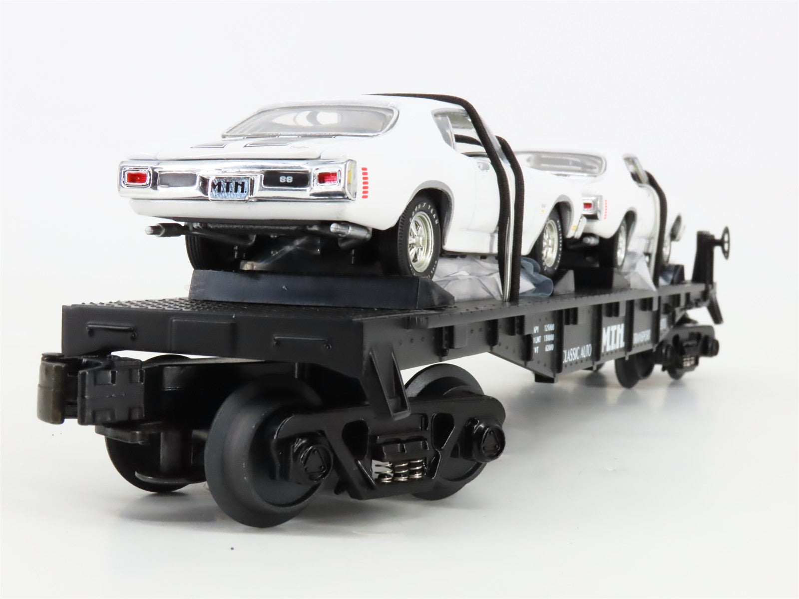 O Scale MTH 30-7680 MTH Transport Flat Car w/ ERTL '70 Chevelles 1970 RTR