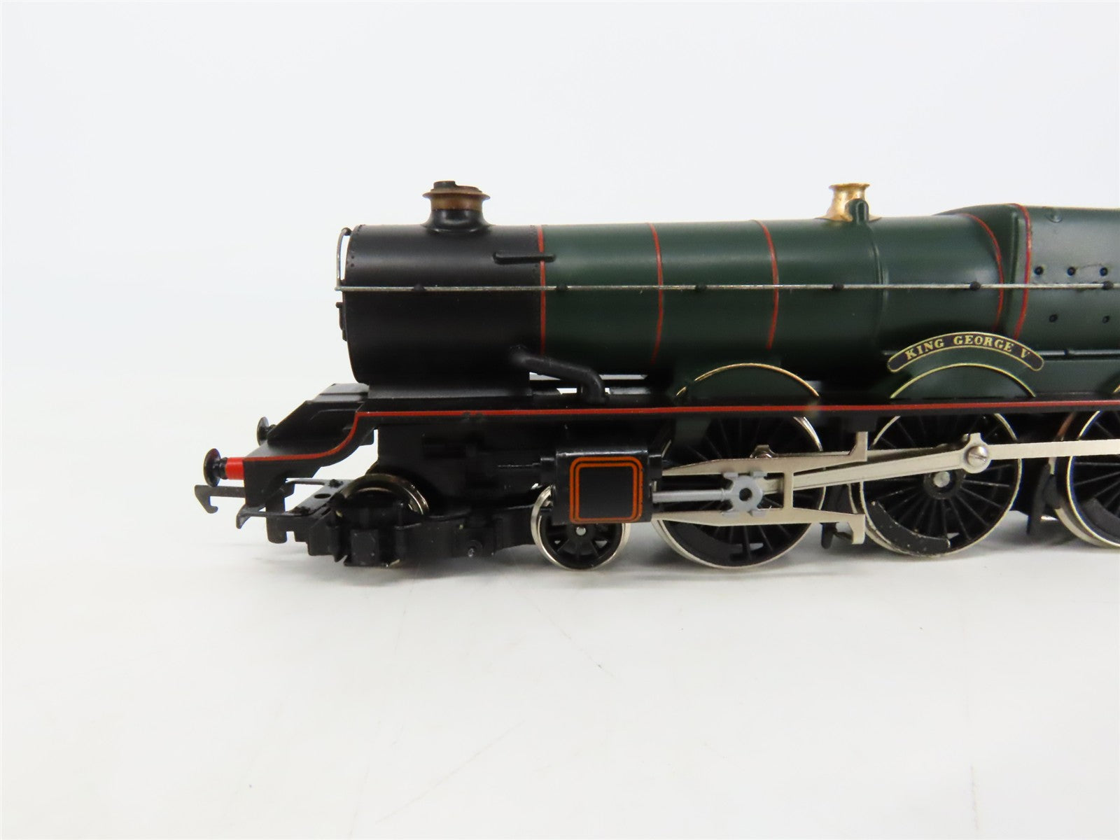 HO Scale Hornby GWR150 GWR 150th Anniversary Steam Passenger Set