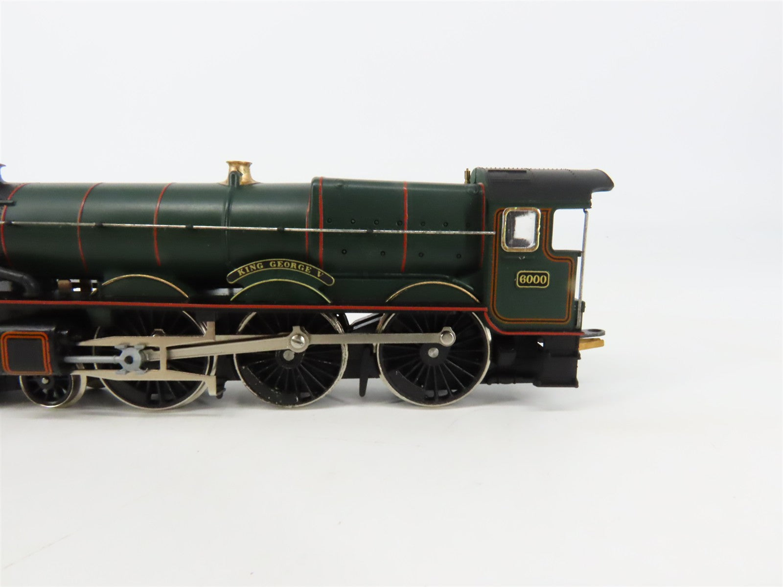 HO Scale Hornby GWR150 GWR 150th Anniversary Steam Passenger Set