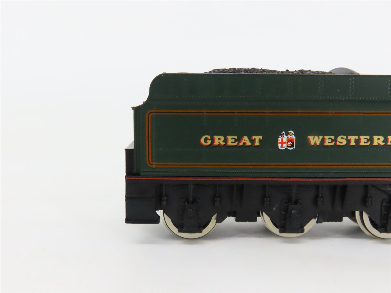 HO Scale Hornby GWR150 GWR 150th Anniversary Steam Passenger Set