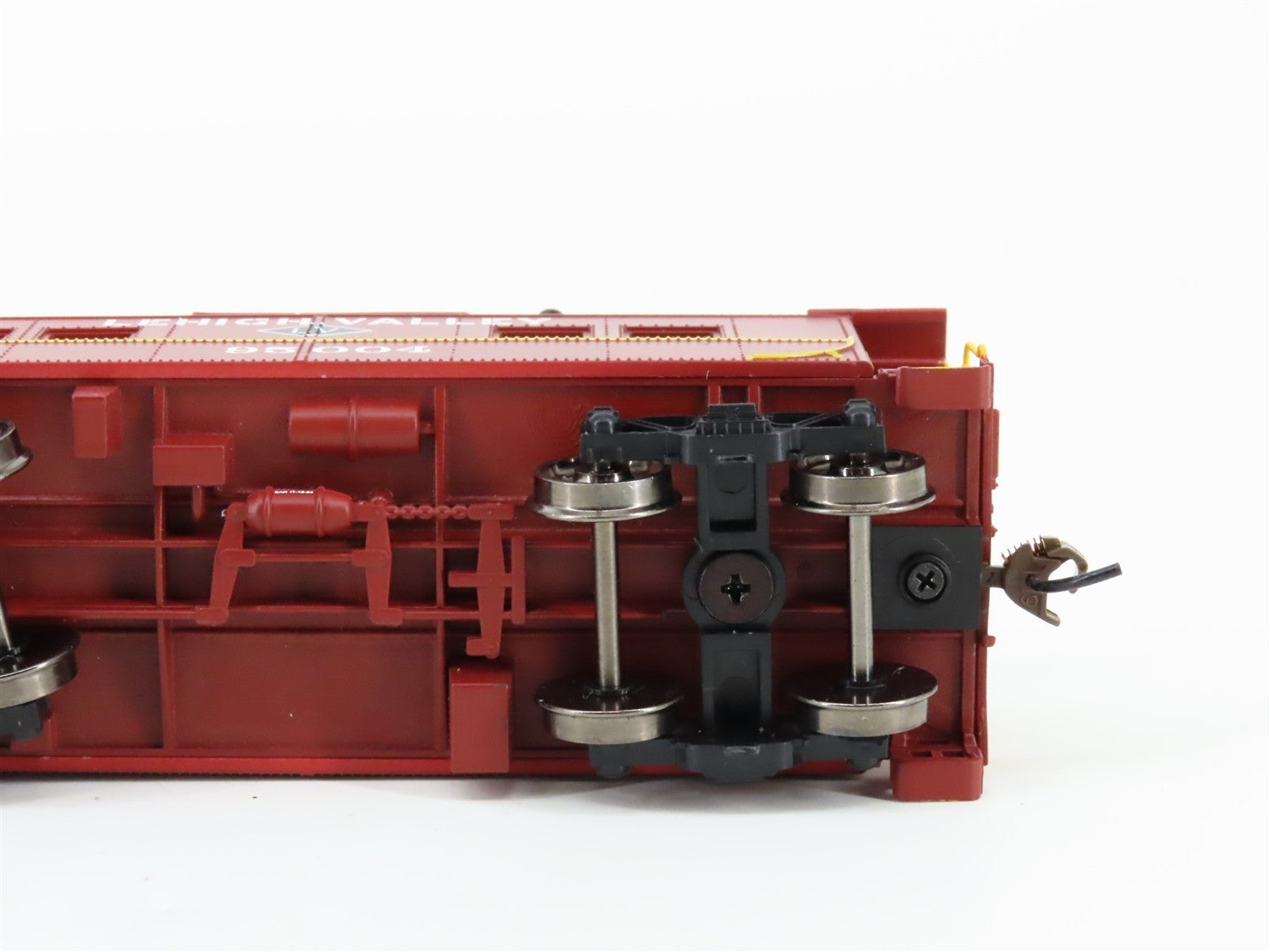 HO Scale Bachmann 16808 LV Lehigh Valley Northeast Steel Caboose 95004 RTR