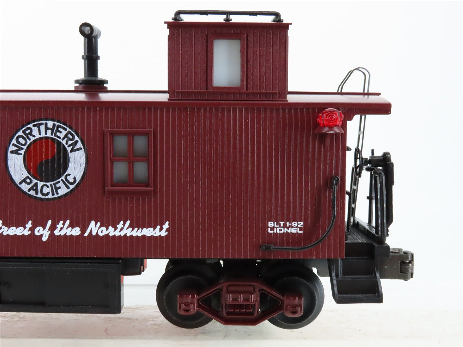 O Scale Lionel 6-17615 NP Northern Pacific Caboose 17615 RTR
