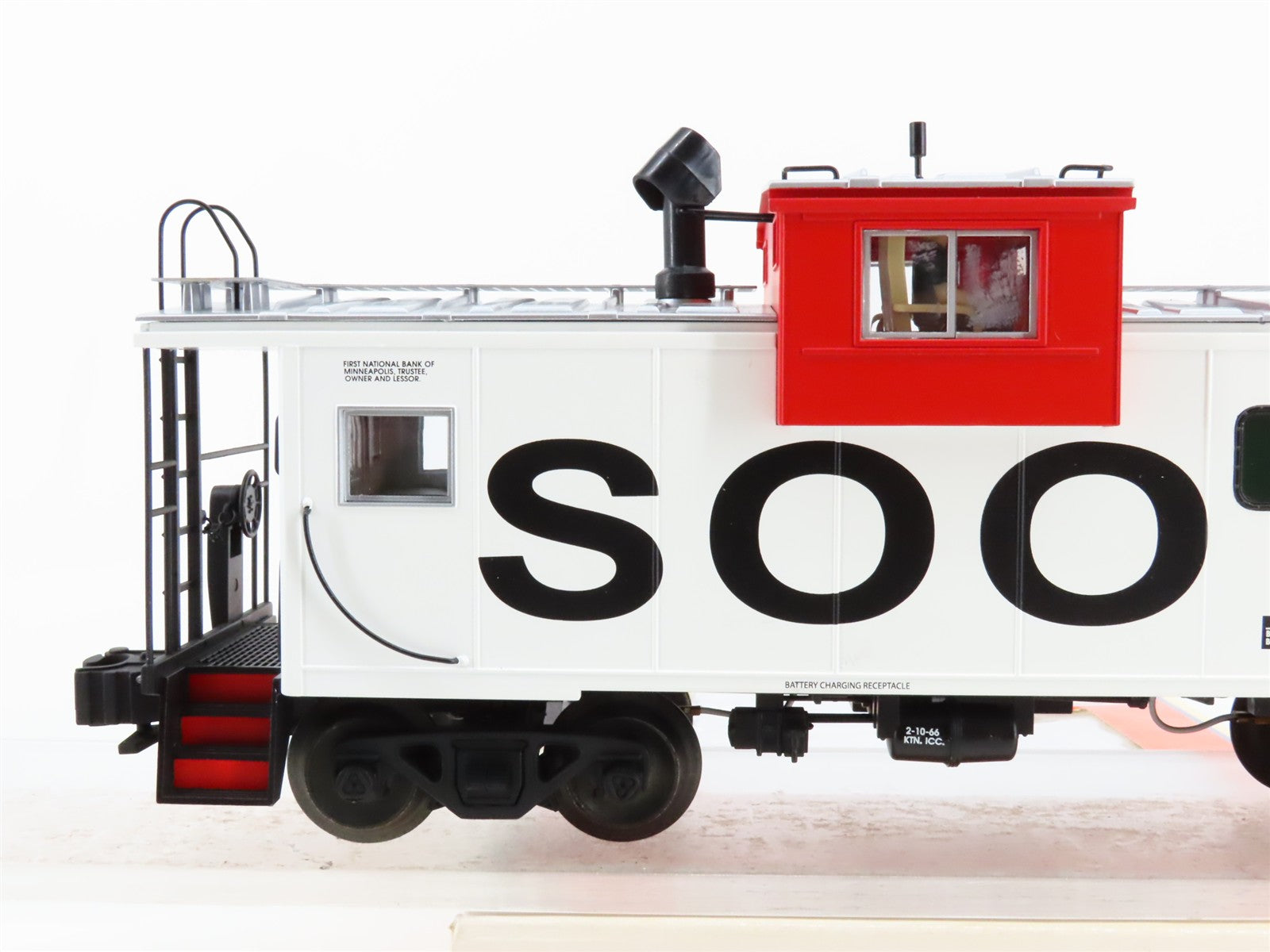 O Scale Lionel 6-17641 Soo Line Extended Vision Caboose 2 RTR