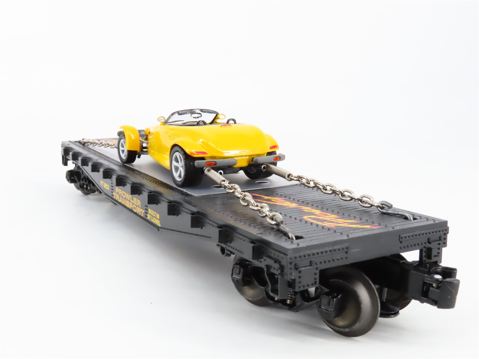 O Scale Lionel 6-17522 PT Prowler Transport Flat Car with Plymouth Prowler RTR