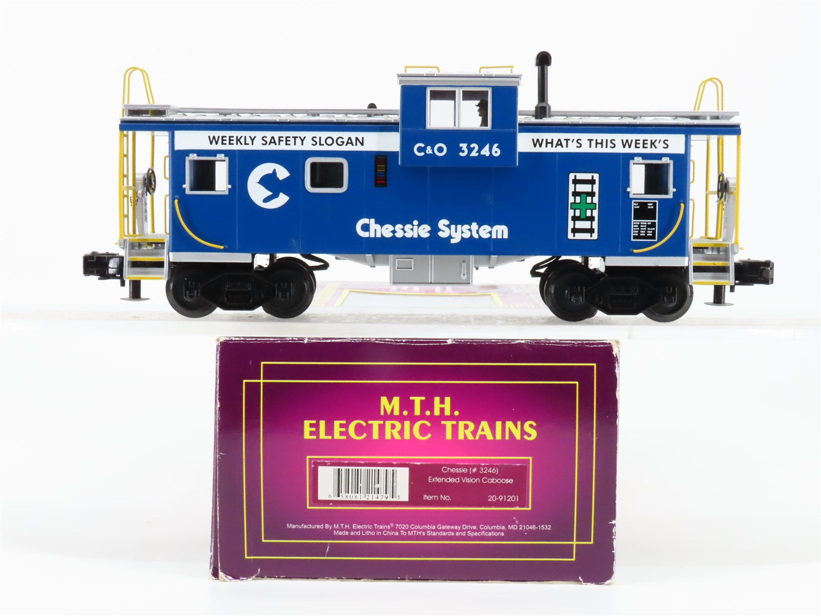 O Gauge 3-Rail MTH 20-91201 C&O Chessie System Caboose #3246 - Lighted