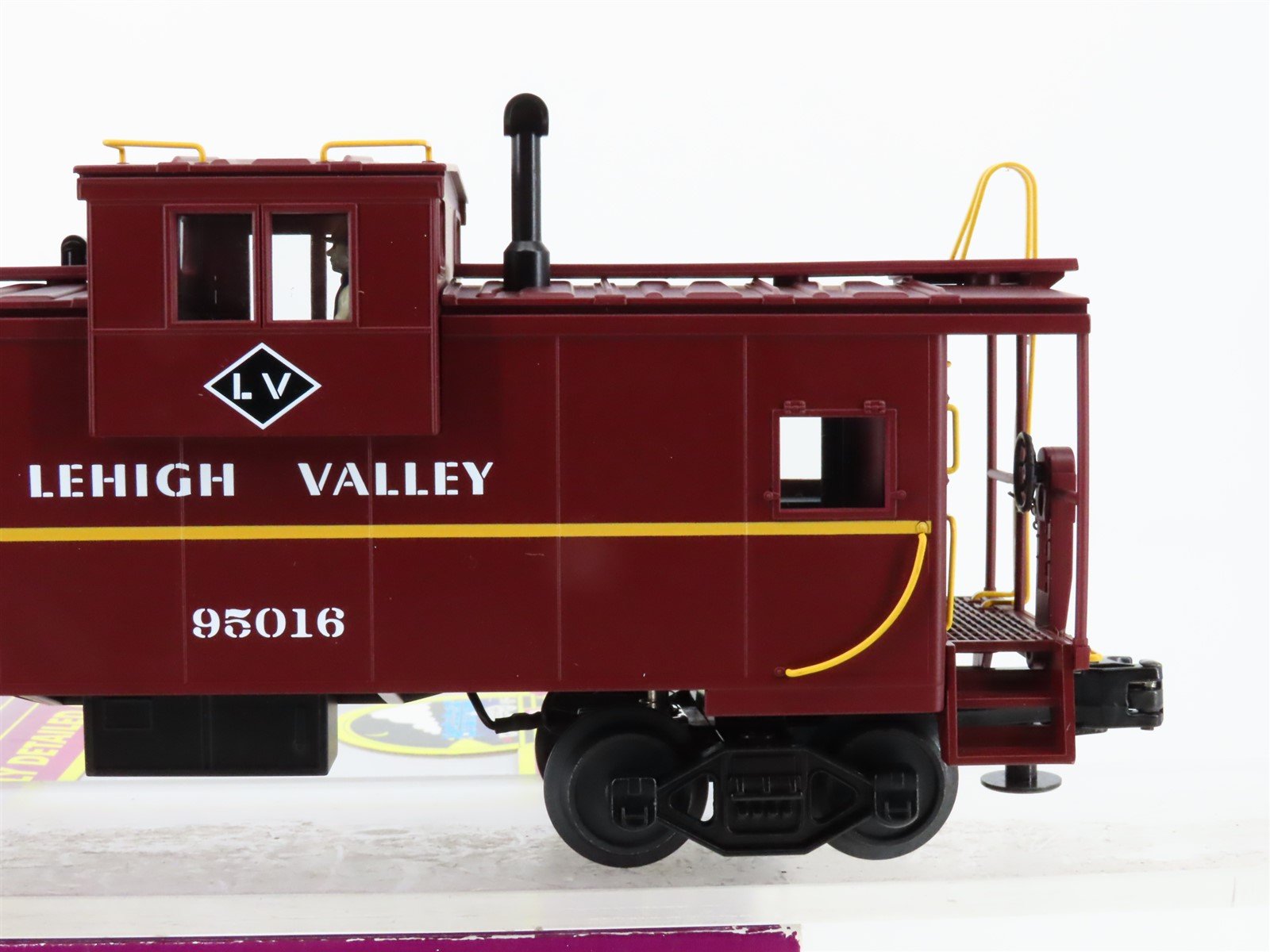 O Gauge 3-Rail MTH 20-91020 LV Lehigh Valley Railroad Caboose #95016 - Lighted