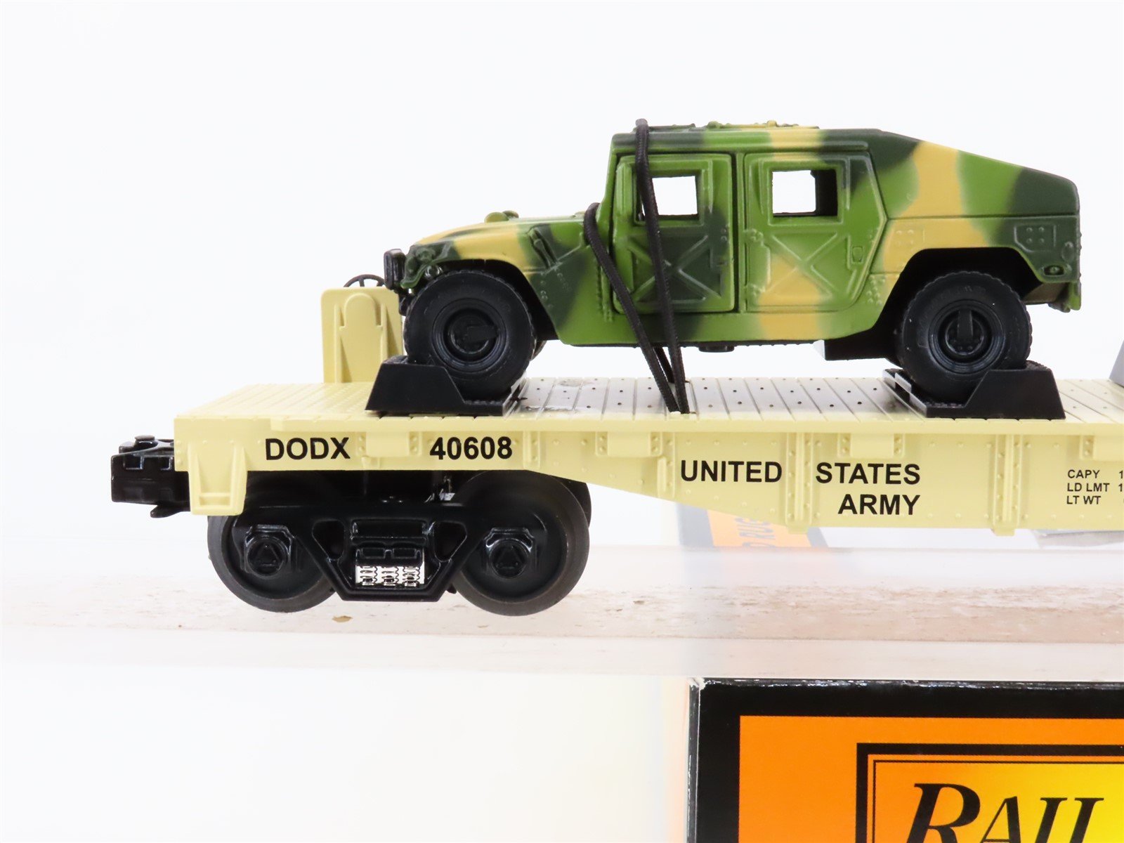 O Gauge 3-Rail MTH Rail King 30-76036 DODX US Army Flat Car #40608 w/ 2 Humvees
