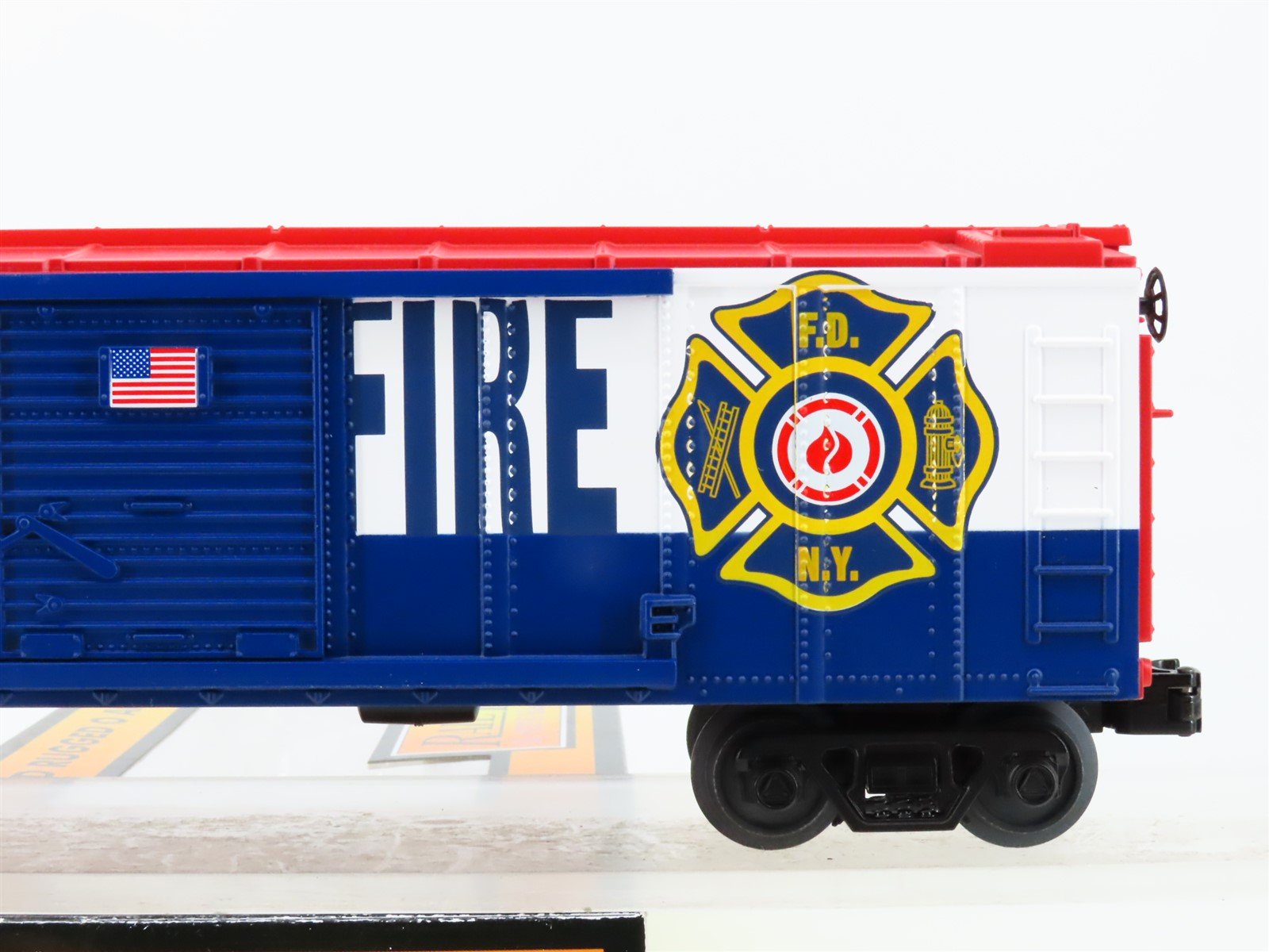 O Gauge 3-Rail MTH Rail King 30-74908 New York City Fire Department Box Car