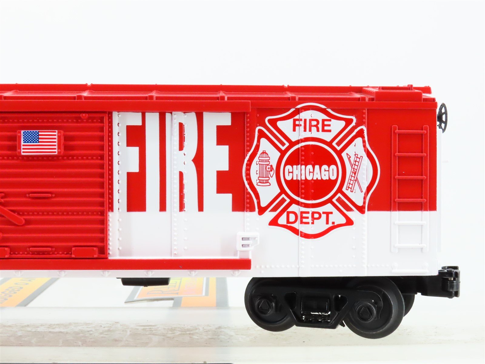 O Gauge 3-Rail MTH Rail King 30-74910 Chicago Fire Department Box Car