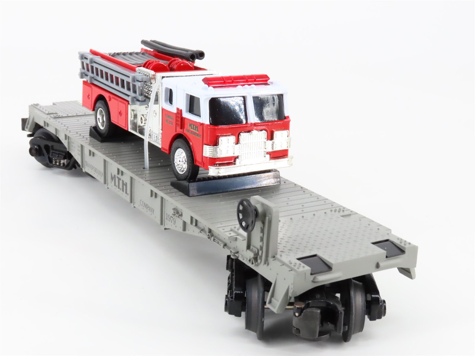 O Gauge 3-Rail MTH Rail King 30-7629 Transportation Flat Car #1979 w/ Fire Truck