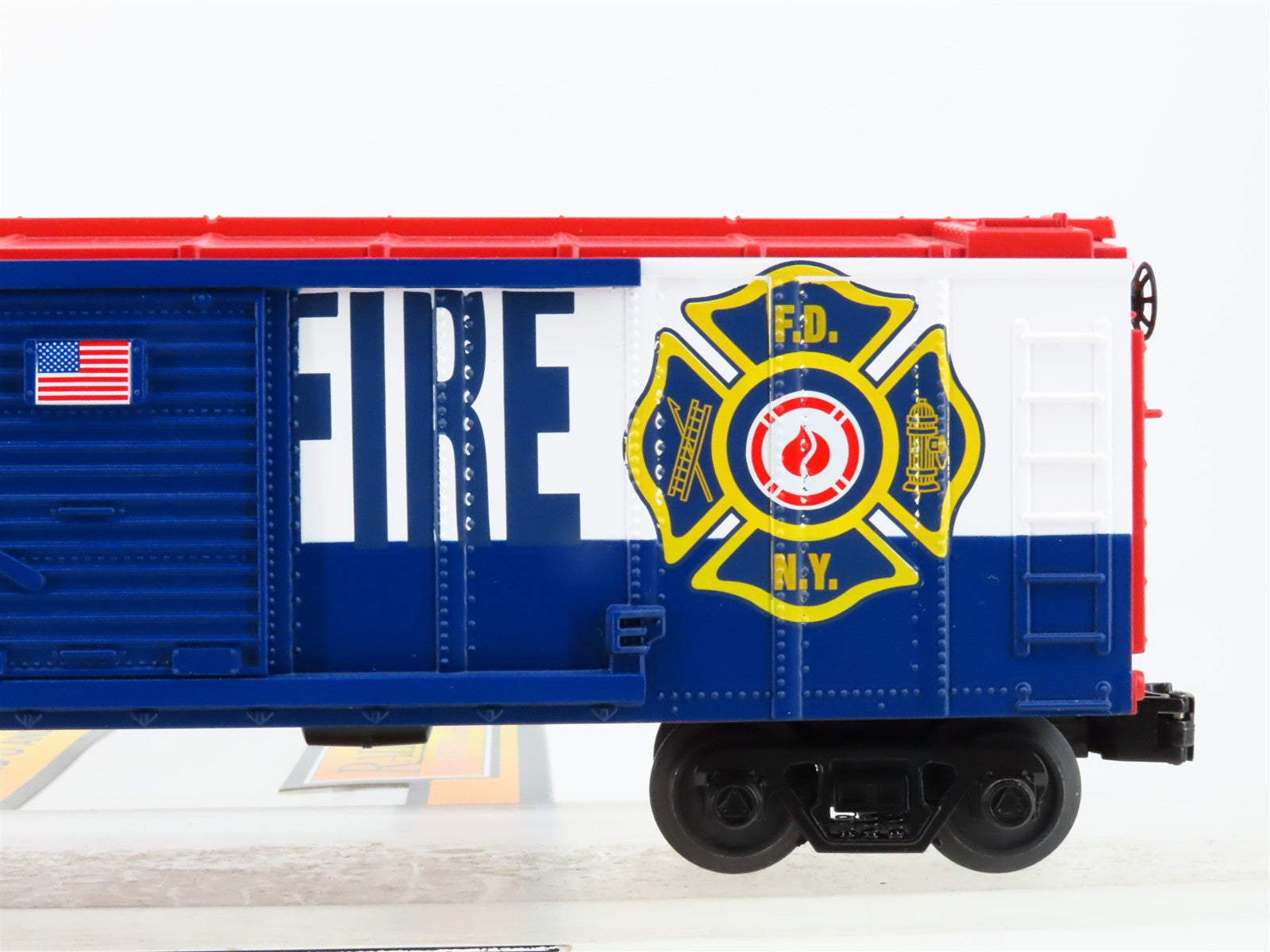 O Gauge 3-Rail MTH Rail King 30-74908 New York City Fire Department Box Car