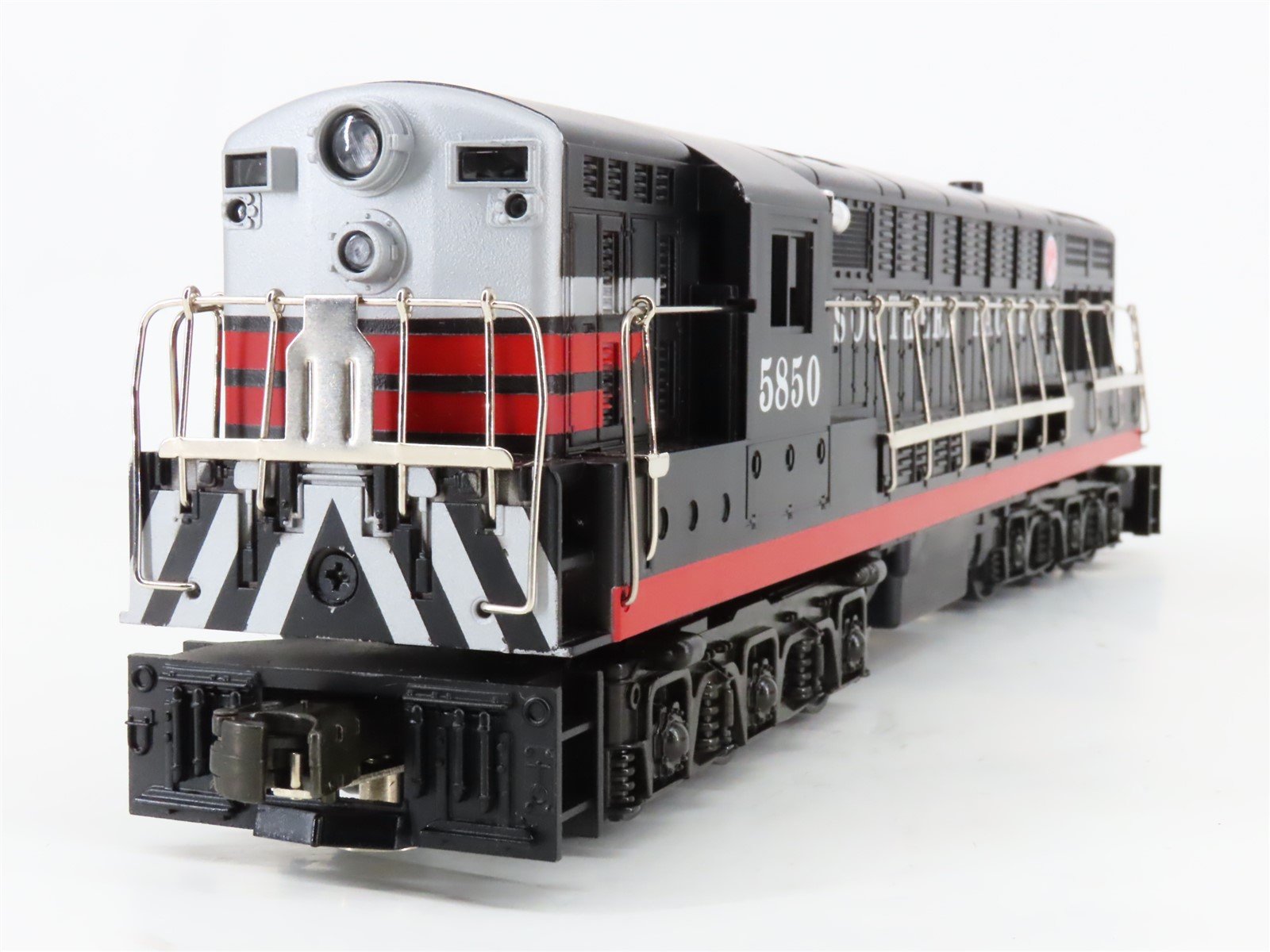 O Gauge 3-Rail Williams 4107 SP Southern Pacific H24-66 Diesel Locomotive #5850