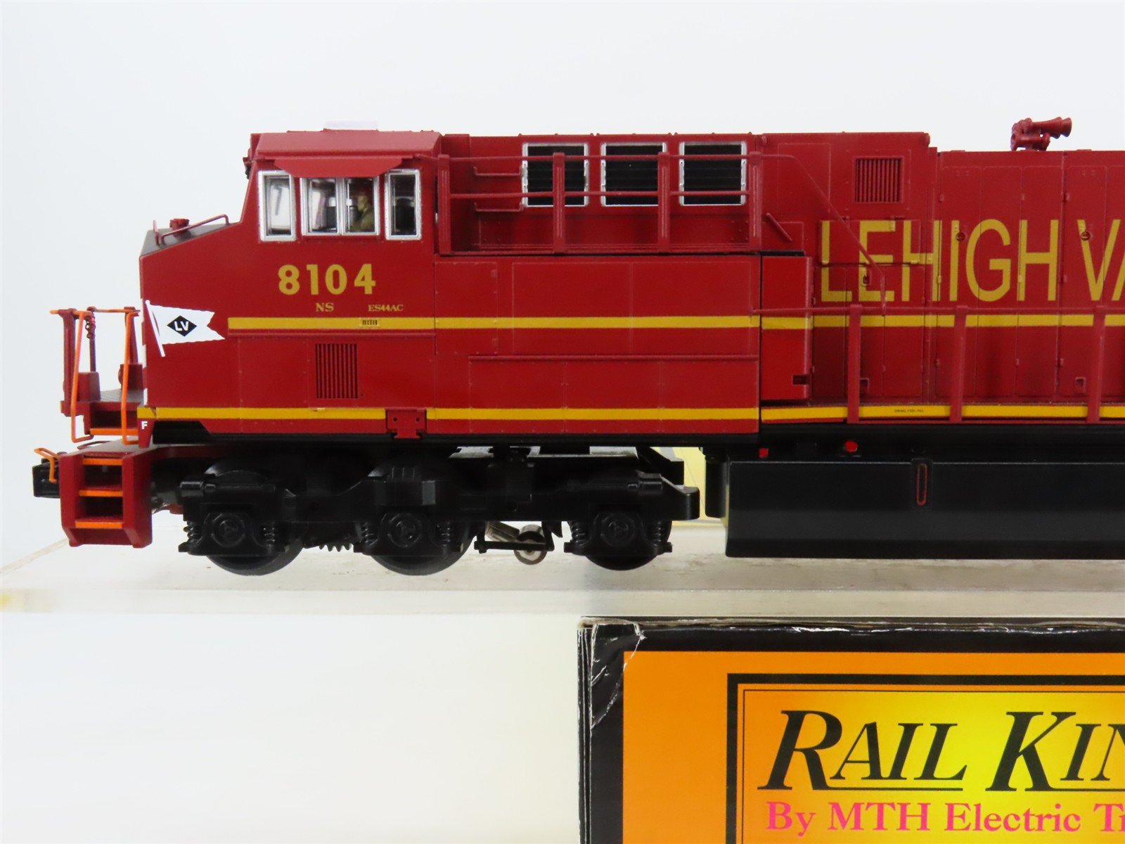 O 3-Rail MTH RailKing 30-20204-1 NS LV Heritage ES44AC Diesel #8104 -ProtoSound3