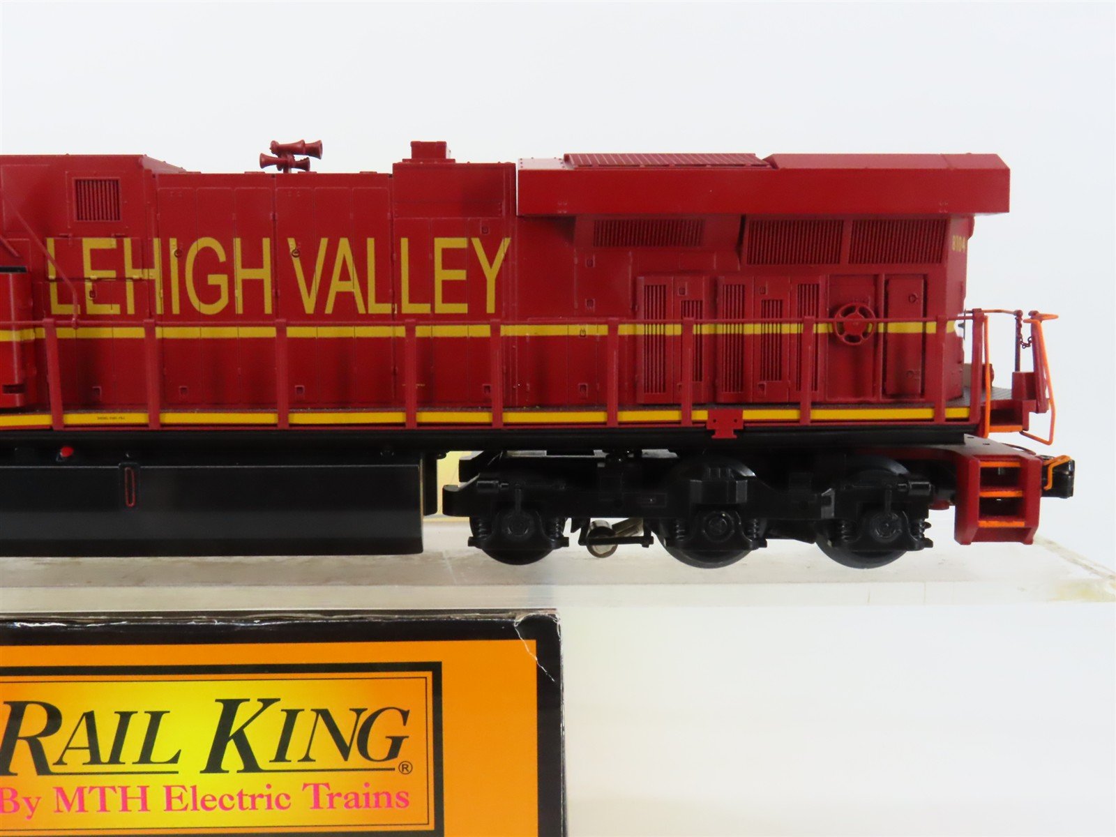 O 3-Rail MTH RailKing 30-20204-1 NS LV Heritage ES44AC Diesel #8104 -ProtoSound3